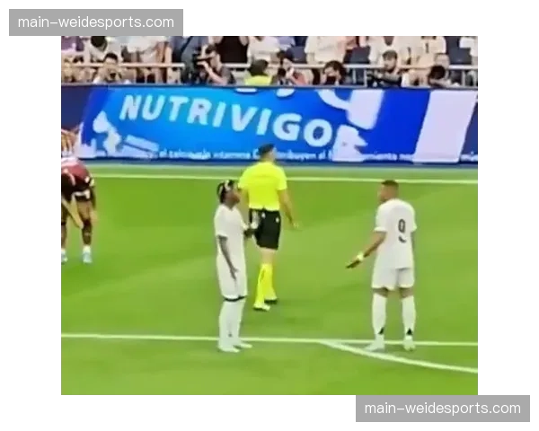 巴西维尼修斯左路爆点战术明确 与罗德里戈连线成杀招